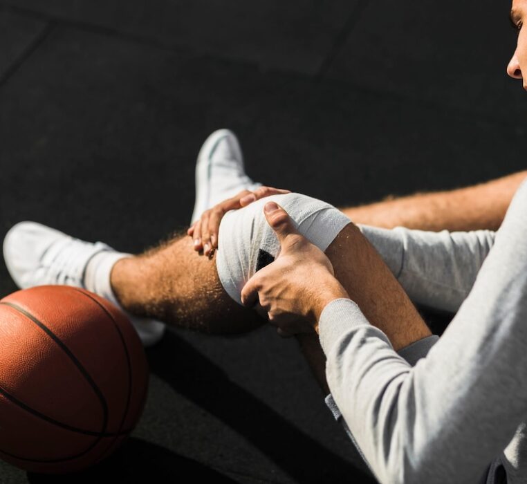 sports injury clinic Dubai, sports injury doctor Dubai, sports injury treatment Dubai